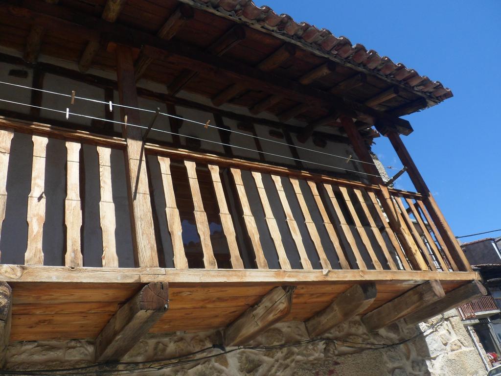 La Chova Villa Piedralaves Eksteriør bilde