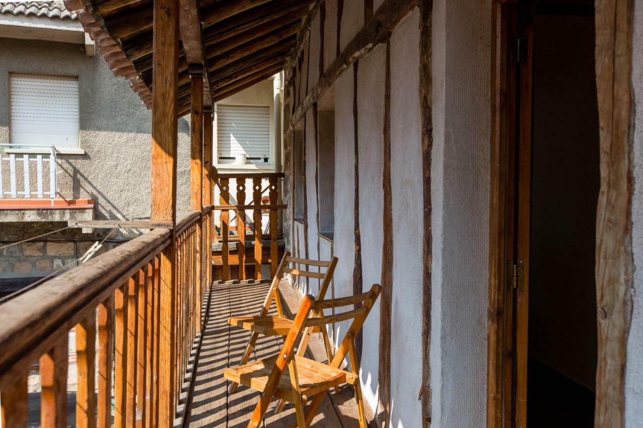 La Chova Villa Piedralaves Eksteriør bilde