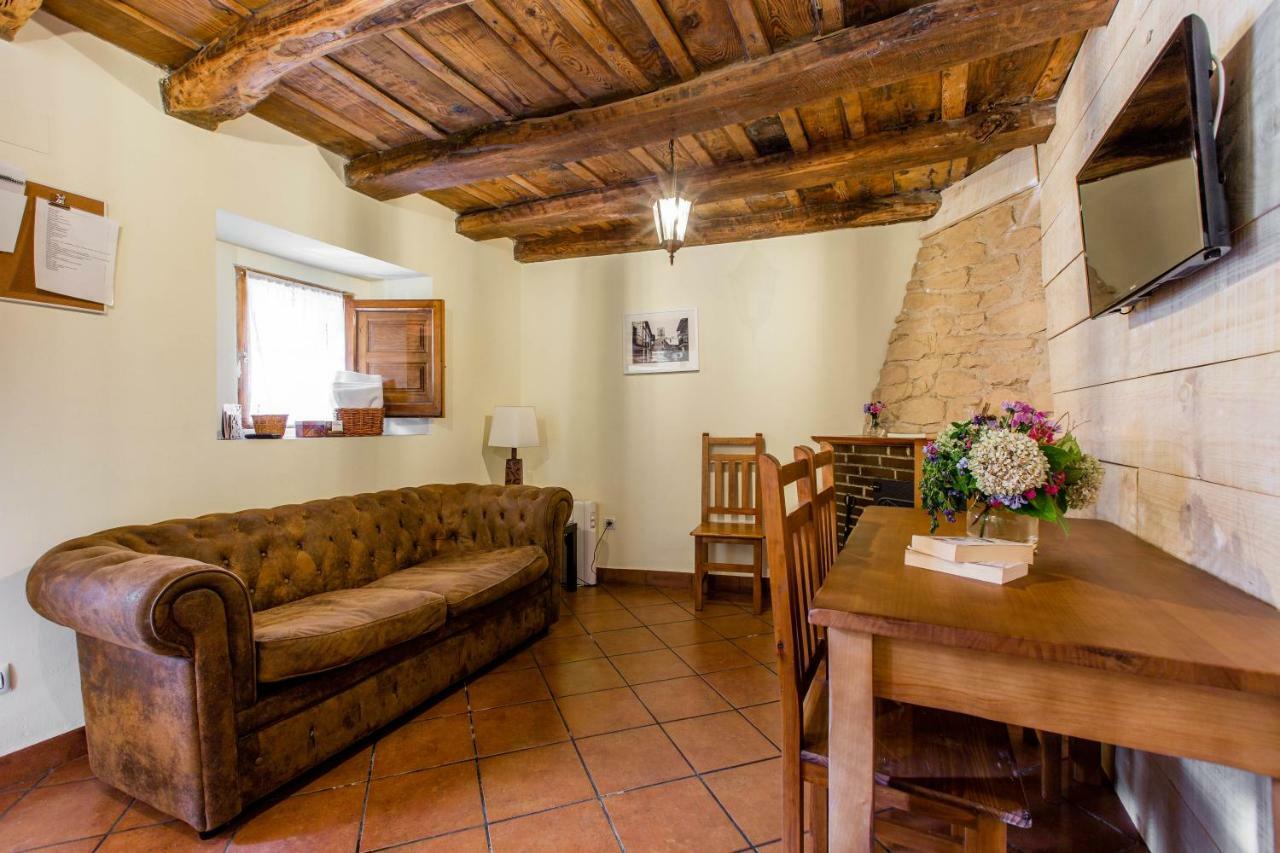 La Chova Villa Piedralaves Eksteriør bilde
