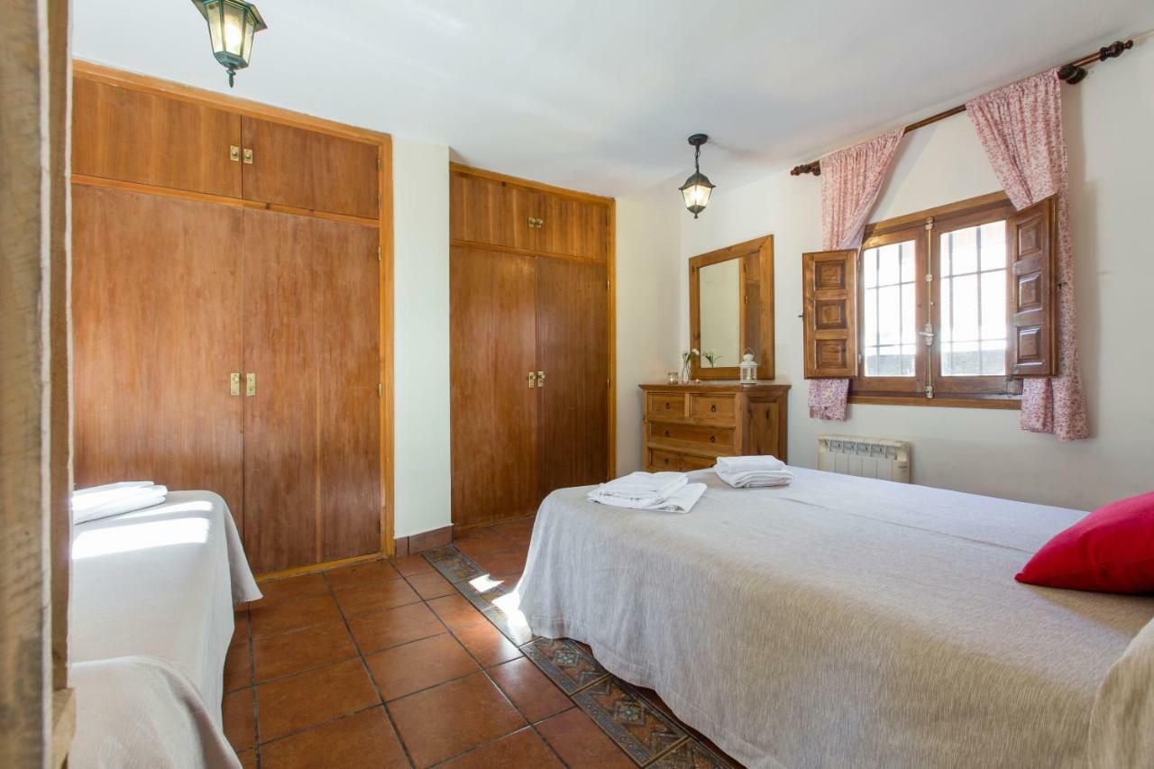 La Chova Villa Piedralaves Eksteriør bilde
